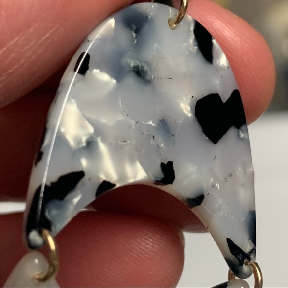 ANNA & AVA Black & White POST EARRINGS! - Picture 11 of 11